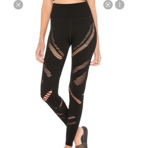 ALO YOGA
Seamless Radiance Leggings